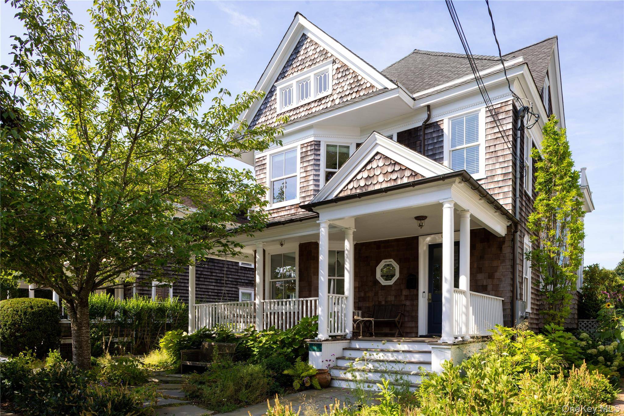 611 1st ST, Greenport, NY 11944