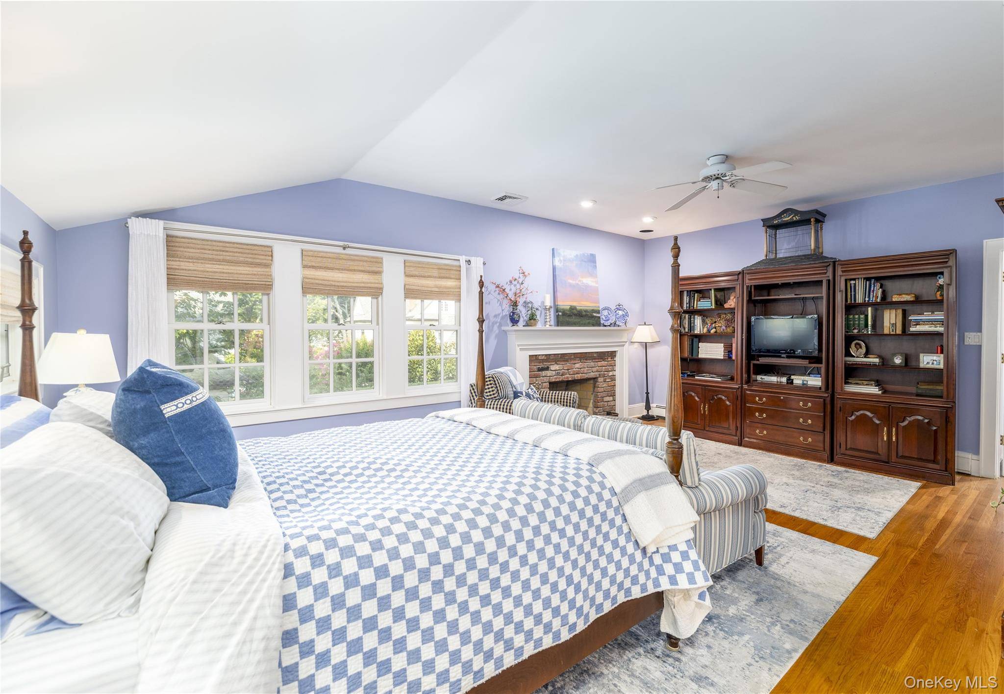 66 S Lewis PL, Rockville Centre, NY 11570