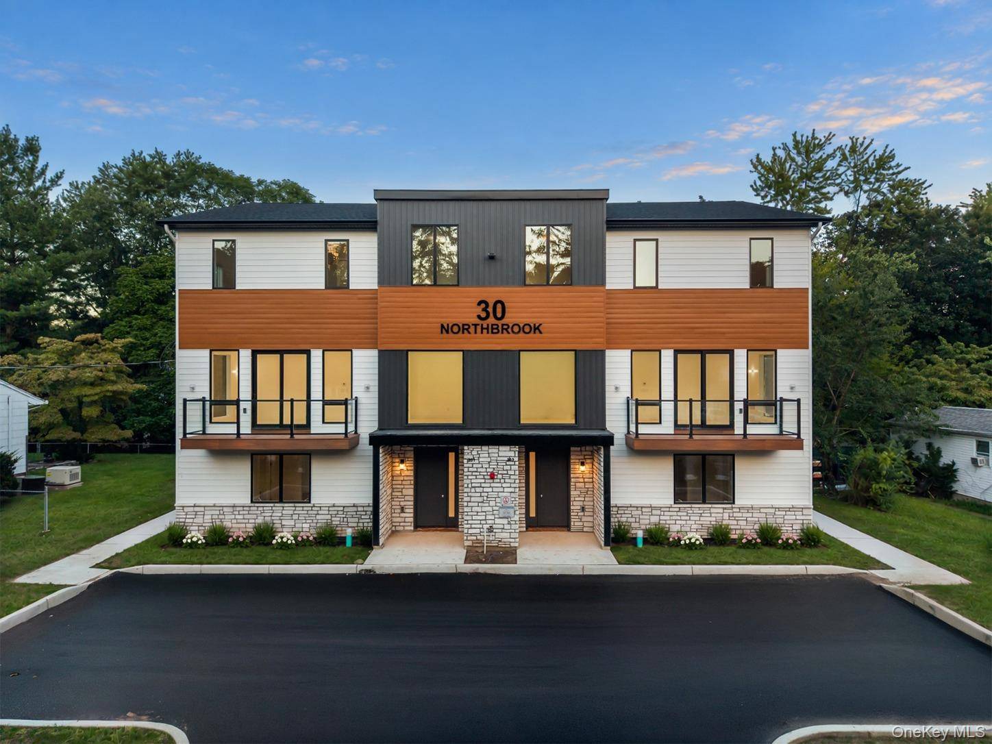 30 Northbrook RD #201, Spring Valley, NY 10977
