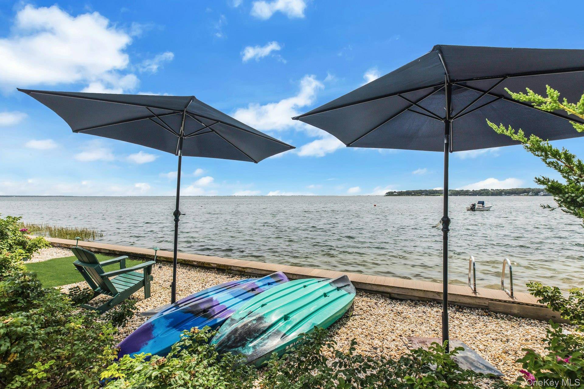 310 E Montauk HWY, Hampton Bays, NY 11946