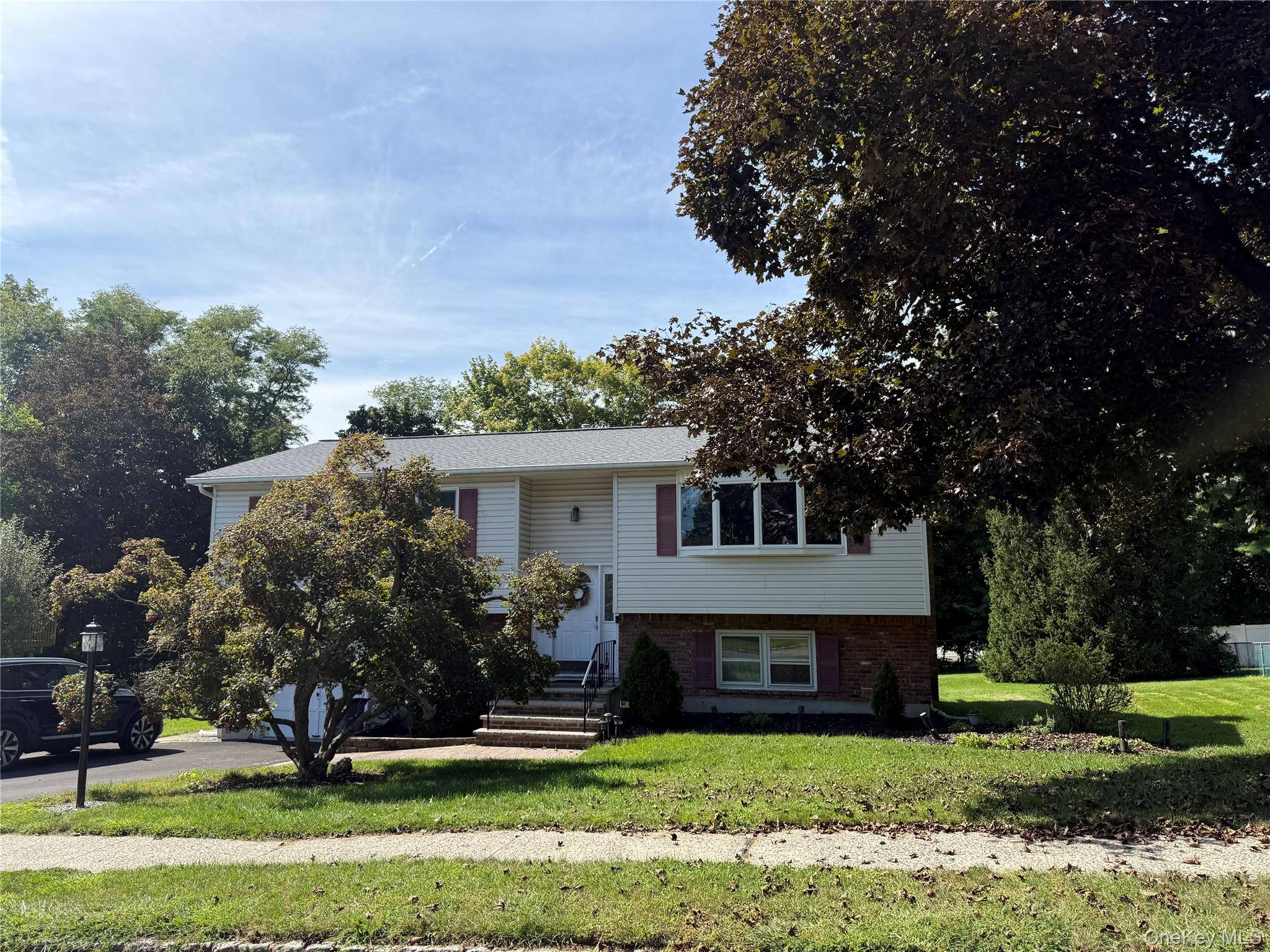 96 Lake Nanuet, Nanuet, NY 10954