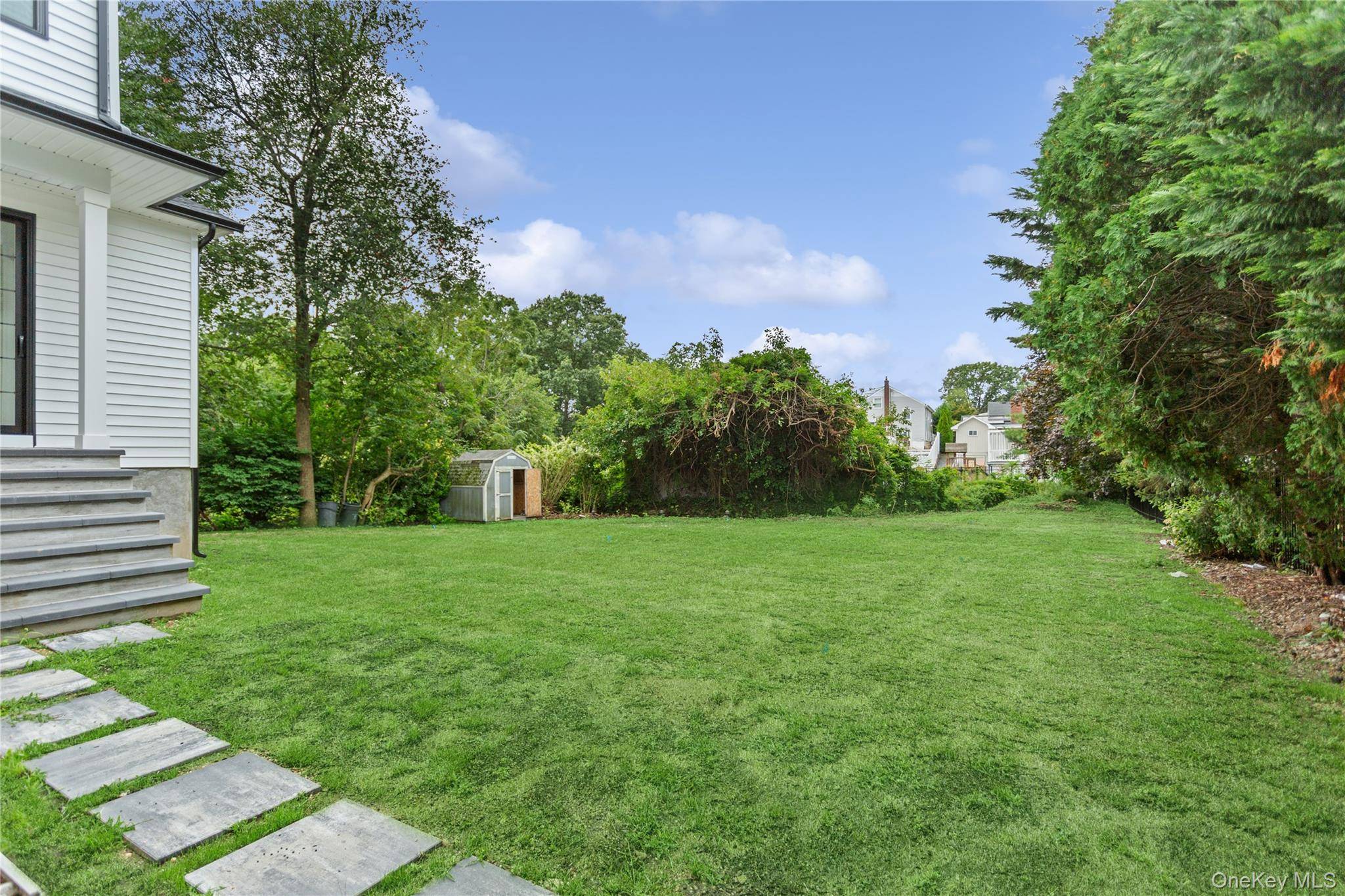 1438 Dewey AVE, North Bellmore, NY 11710