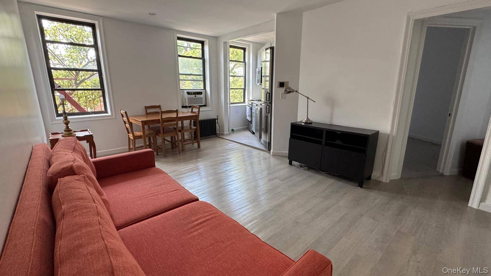 44-14 Newtown RD #3T, Astoria, NY 11103