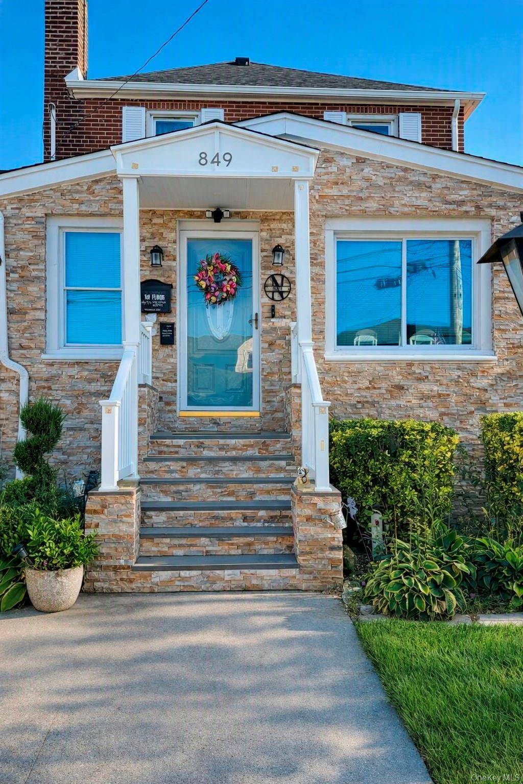 849 Second AVE, Franklin Square, NY 11010