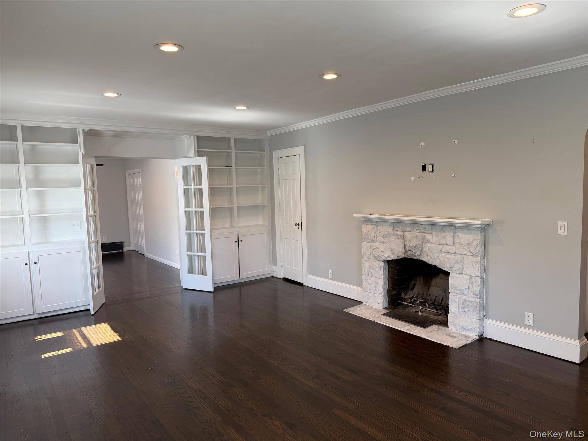 2100 Hillside AVE, Bellmore, NY 11710