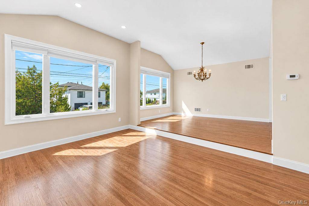 162-07 85th ST, Howard Beach, NY 11414
