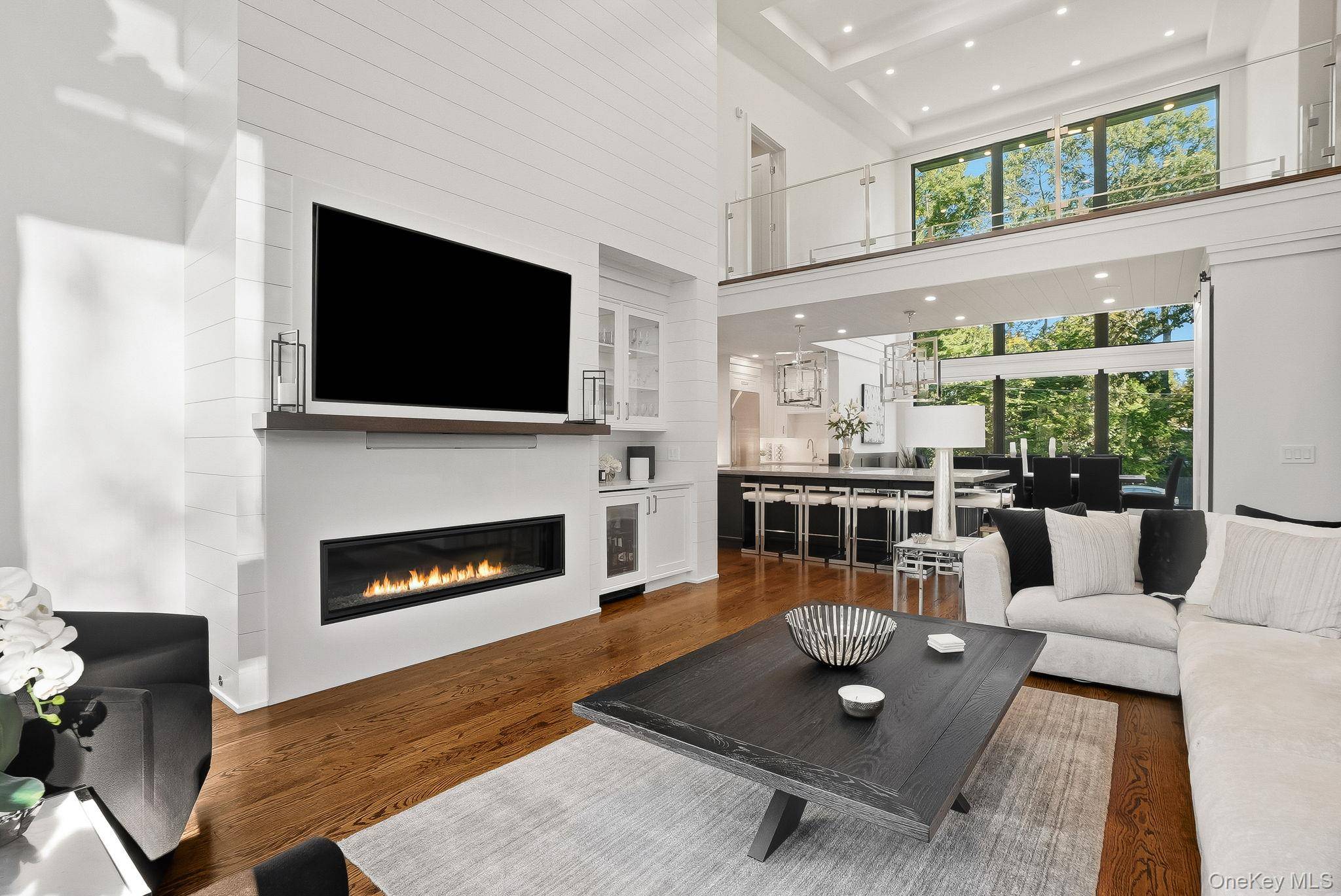 9 Kirby LN, Rye, NY 10580