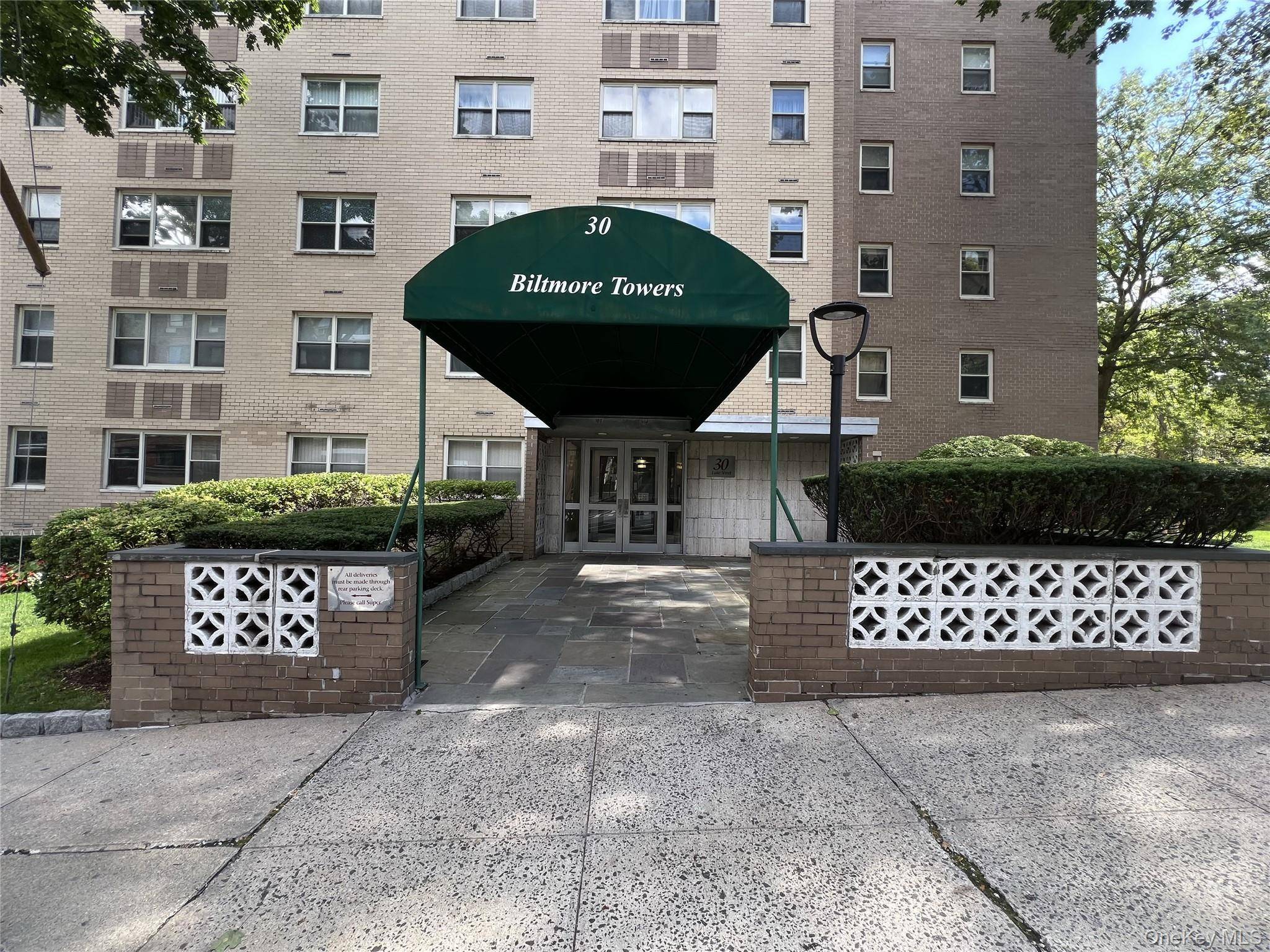 30 Lake ST #8D, White Plains, NY 10603