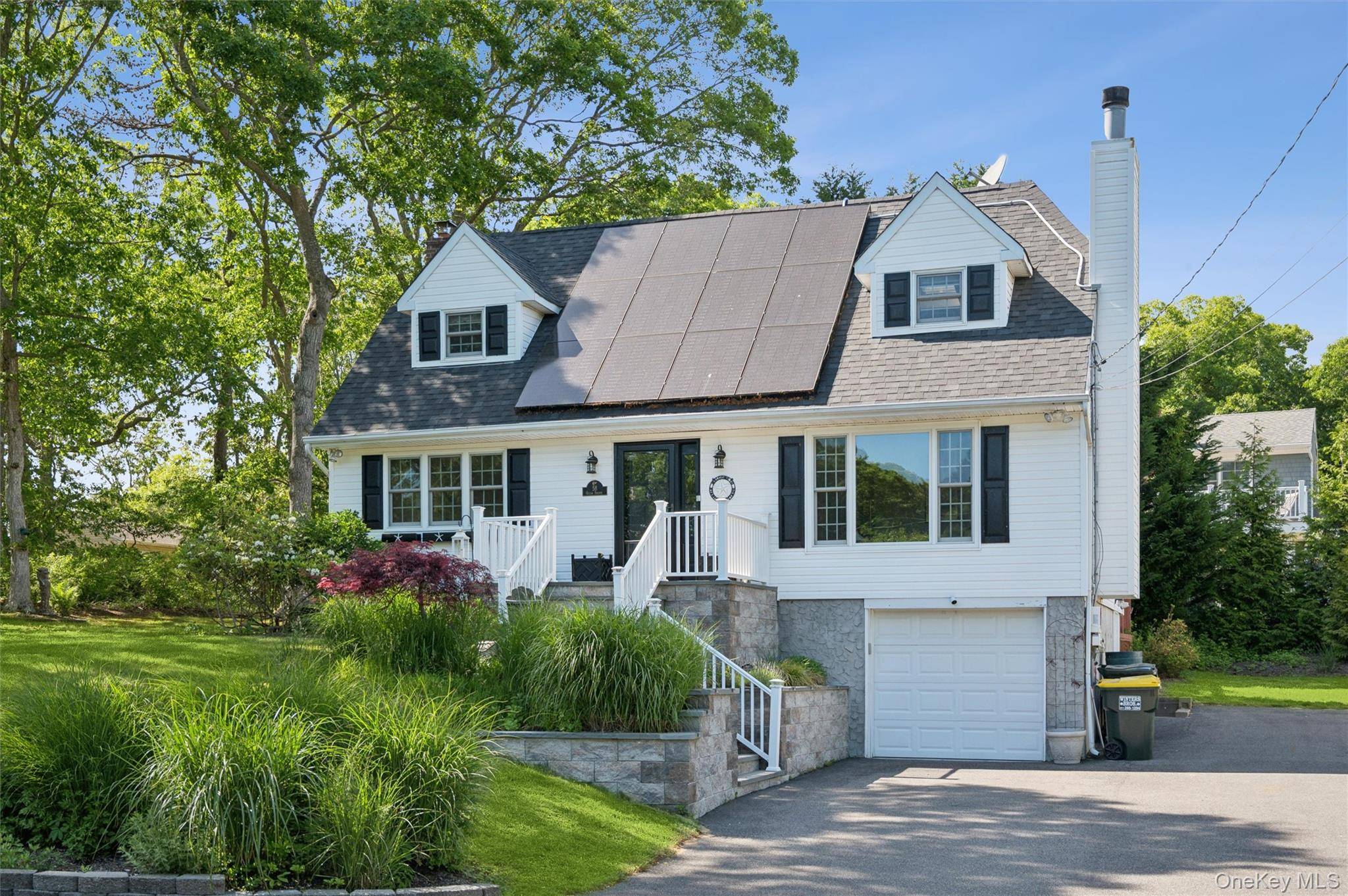 58 Ocean AVE, Hampton Bays, NY 11946