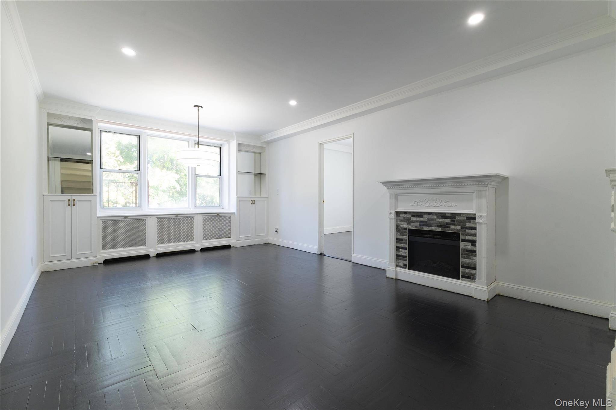 2 Sadore Lane #1E, Yonkers, NY 10710
