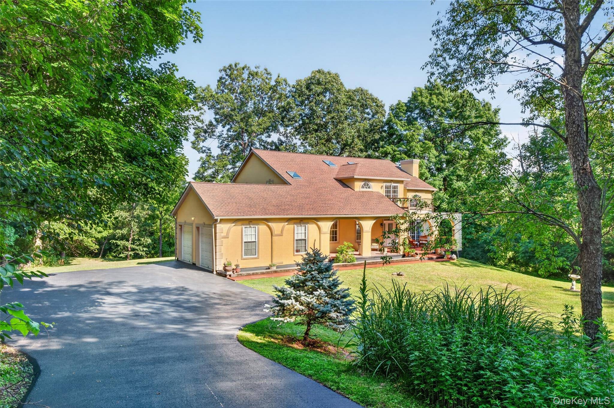 5 Harvey WAY, Newburgh, NY 12550