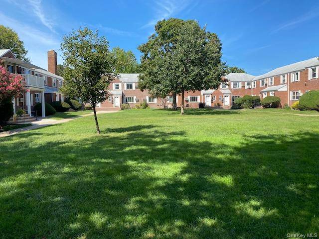 255-15 75th AVE #G-1, Glen Oaks, NY 11004