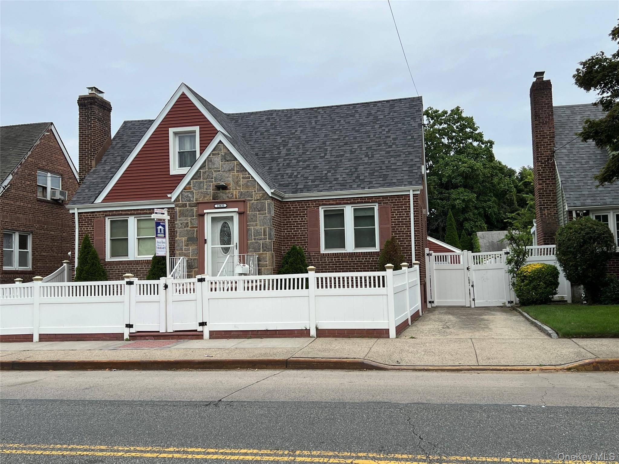 134-33 Hook Creek BLVD, Rosedale, NY 11422