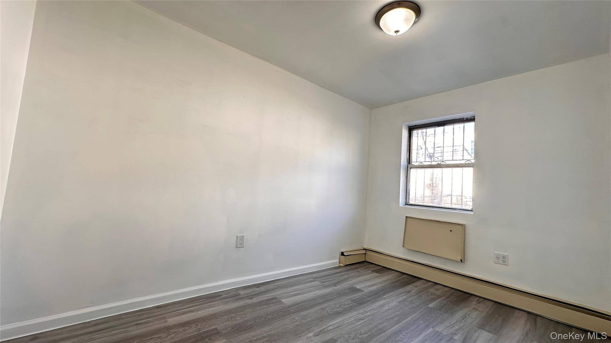 111-21 44th AVE, Corona, NY 11368