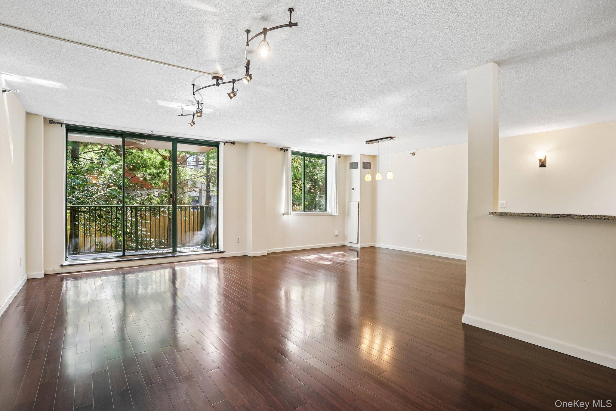 302 Church ST #2J, White Plains, NY 10603