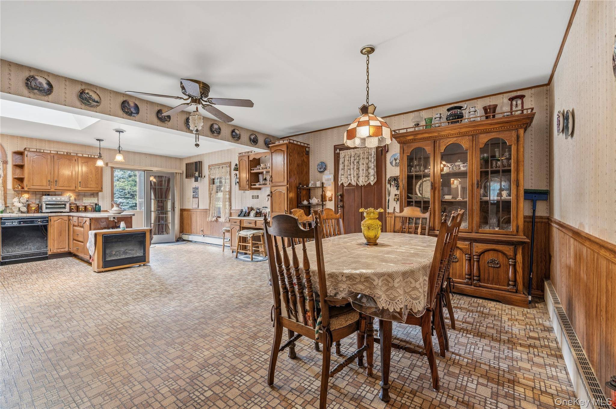 2473 New York AVE, Melville, NY 11747