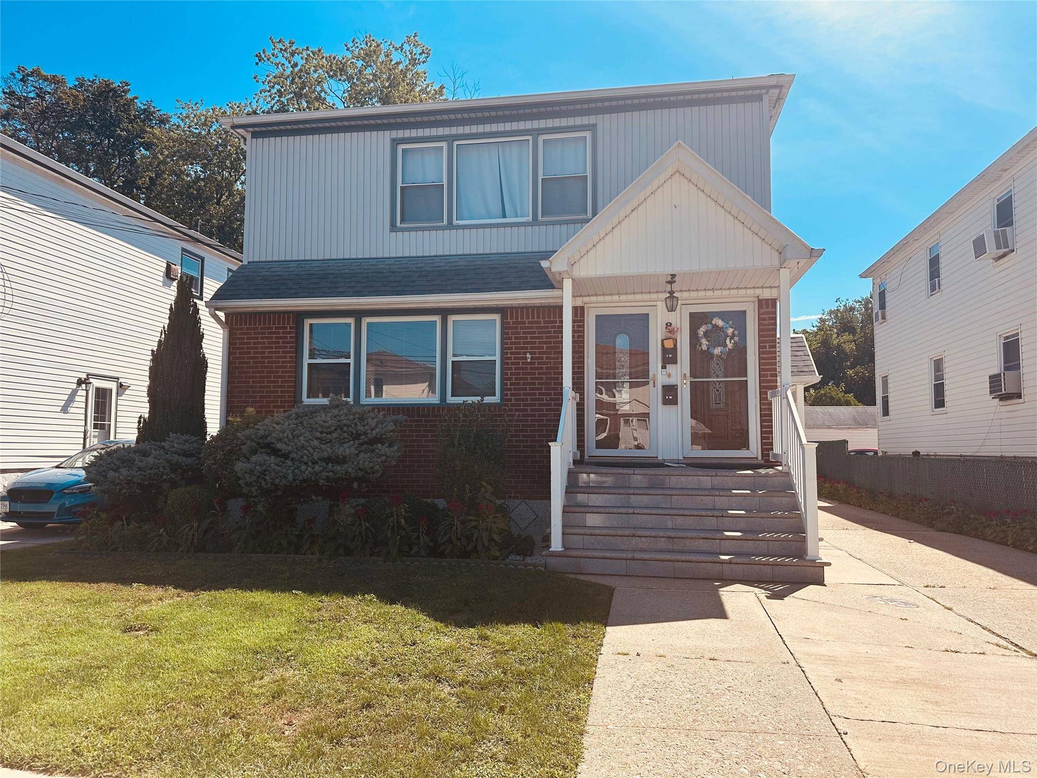 8 Miriam ST #1, Valley Stream, NY 11581