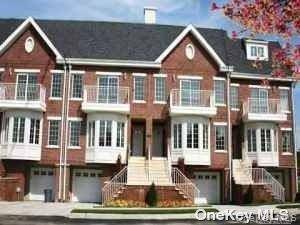 3-30 Soundview LN, College Point, NY 11356