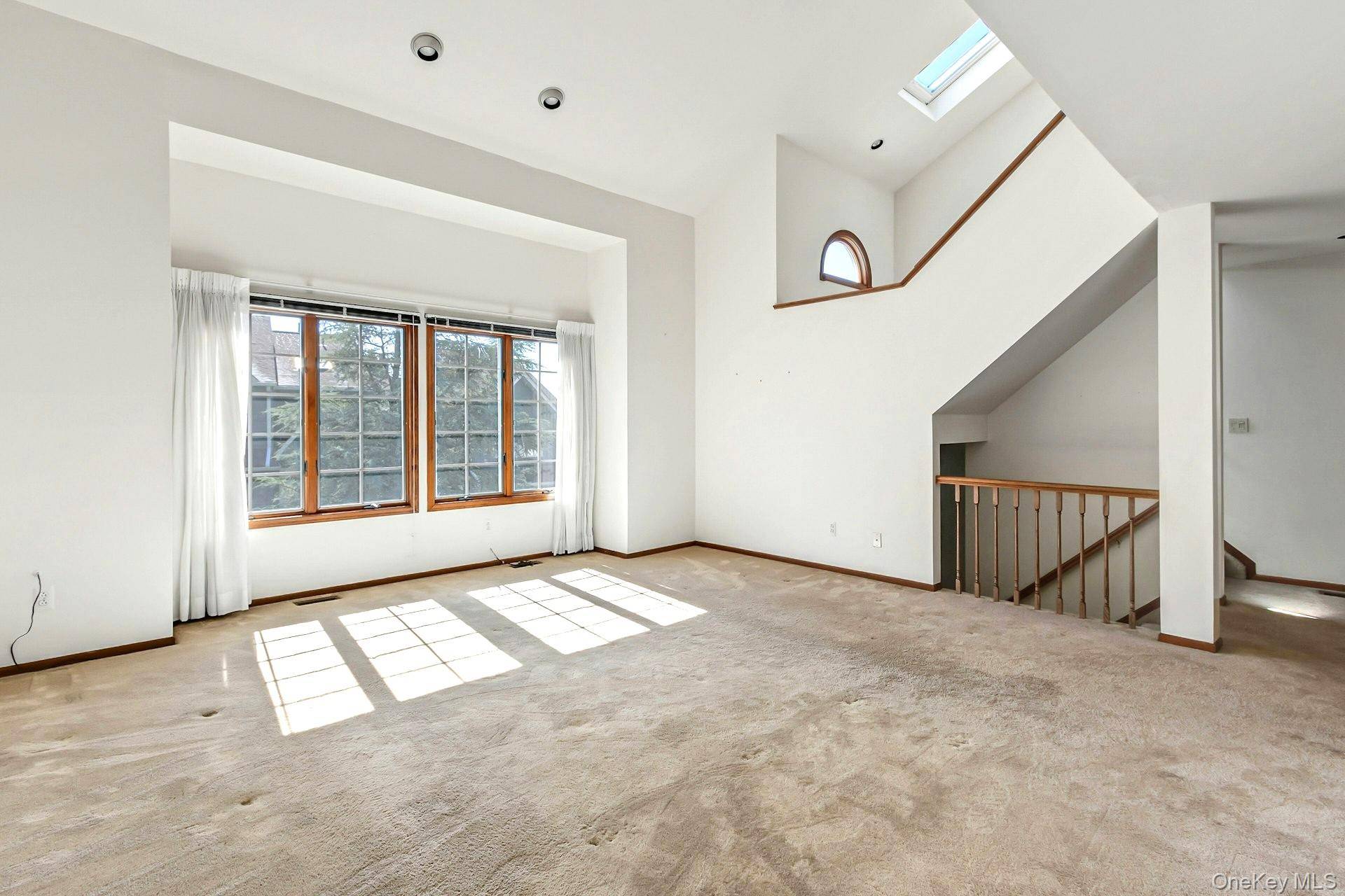 8 Village Gate WAY #8, Nyack, NY 10960