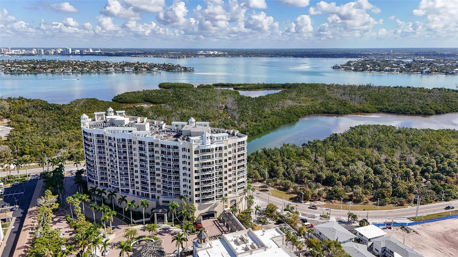 1300 BENJAMIN FRANKLIN DR #809, Sarasota, FL 34236