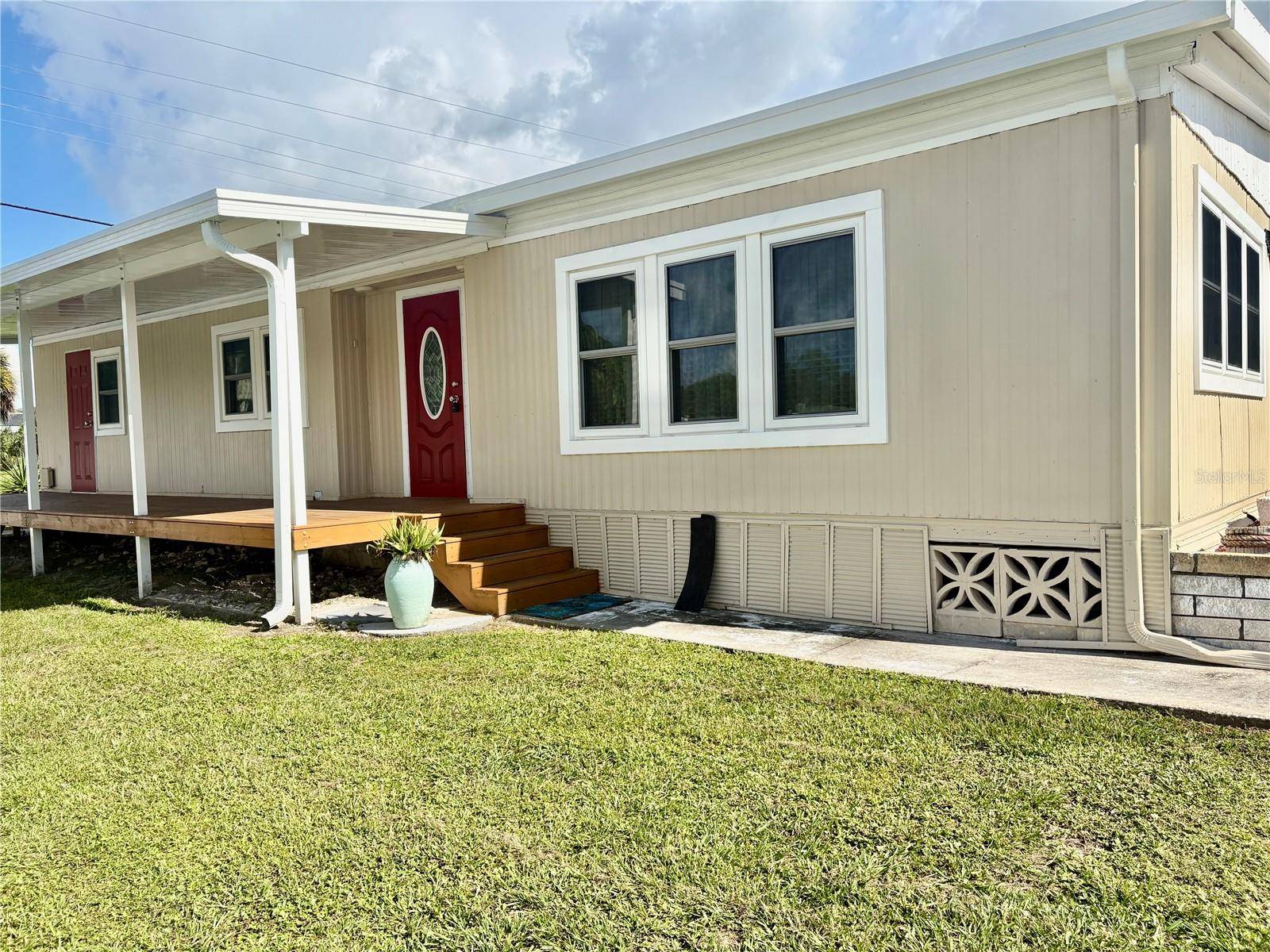1601 MIDLOTHIAN ST, Sarasota, FL 34234