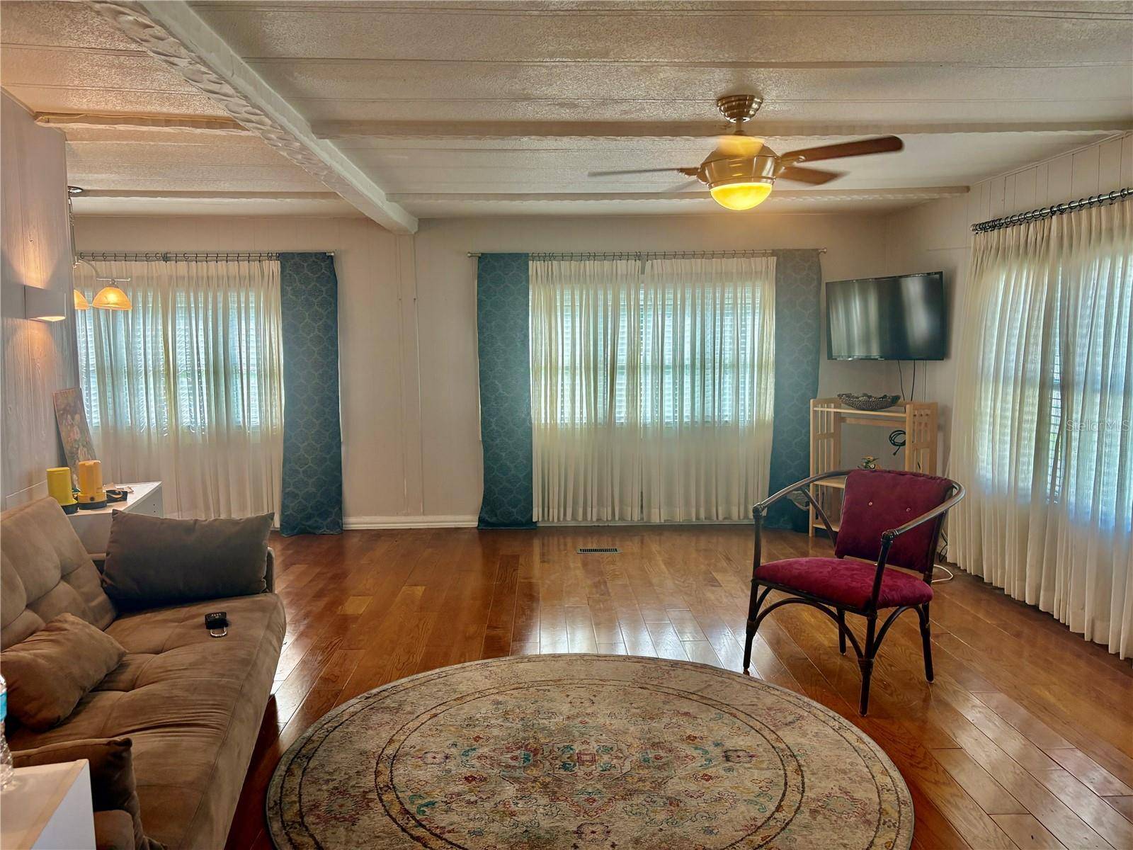 1601 MIDLOTHIAN ST, Sarasota, FL 34234