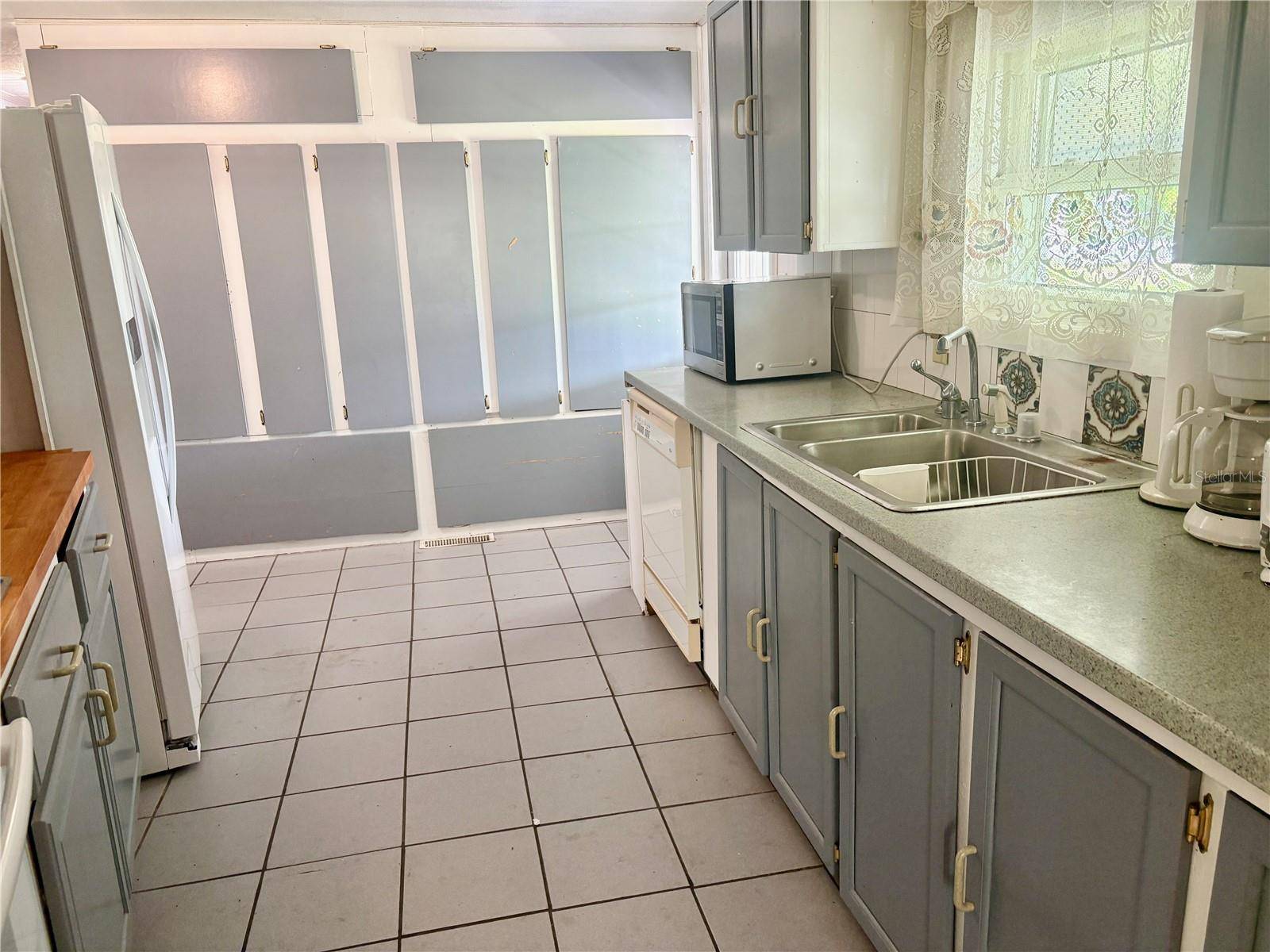 1601 MIDLOTHIAN ST, Sarasota, FL 34234