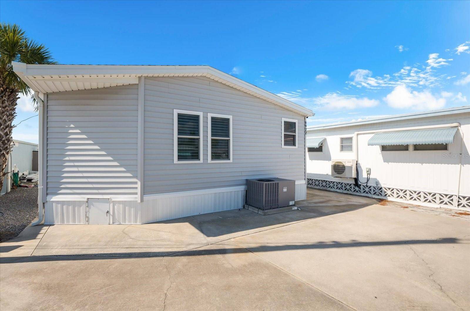 6922 E BAYOU LN, Bradenton, FL 34207