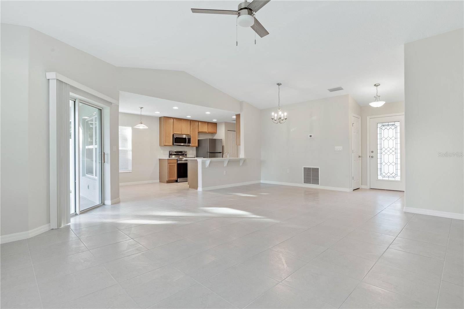 111 BUD HOLLOW DR, Palm Coast, FL 32137