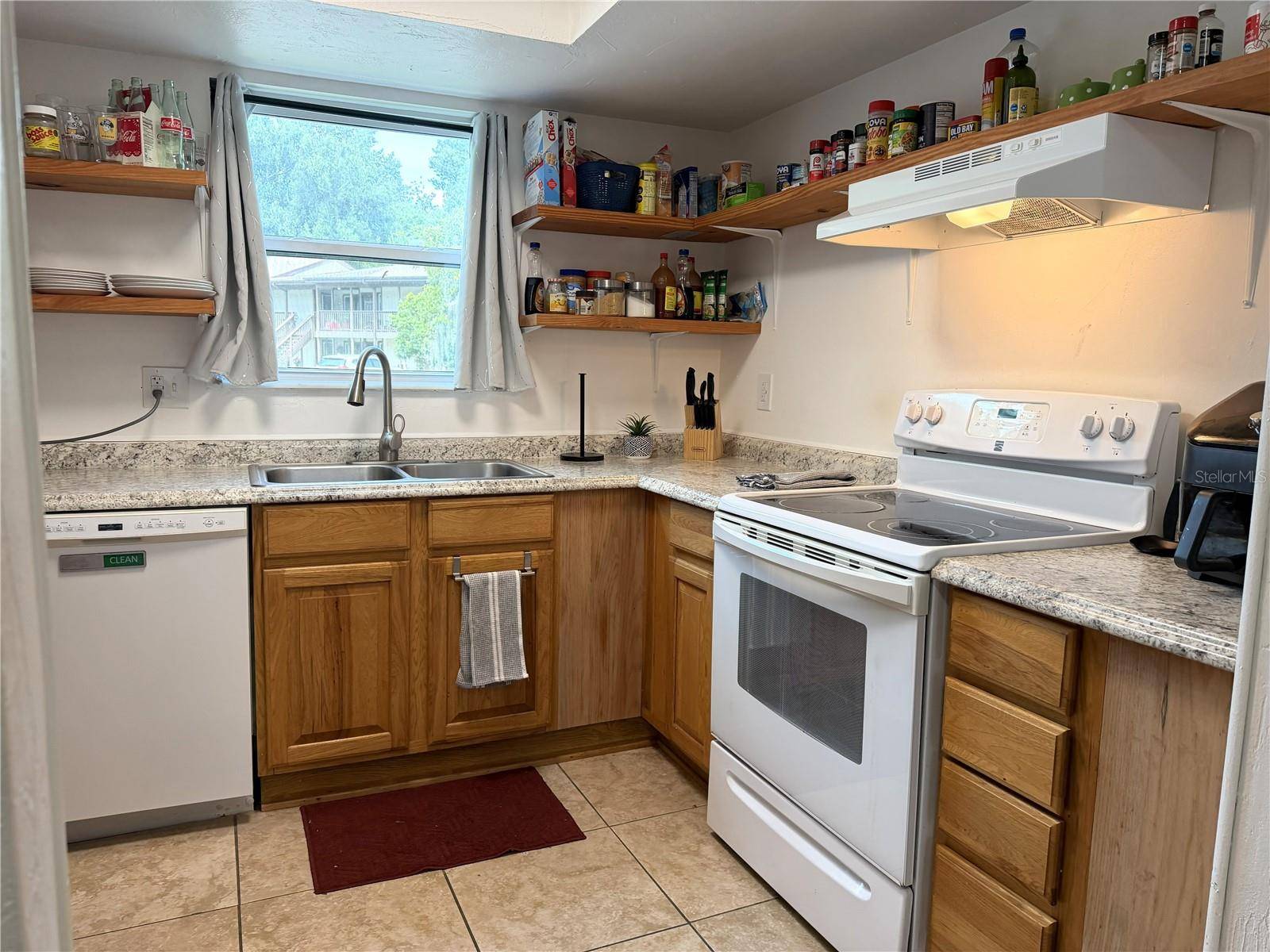 13103 SANDALWOOD DR #13-103, Wildwood, FL 34785