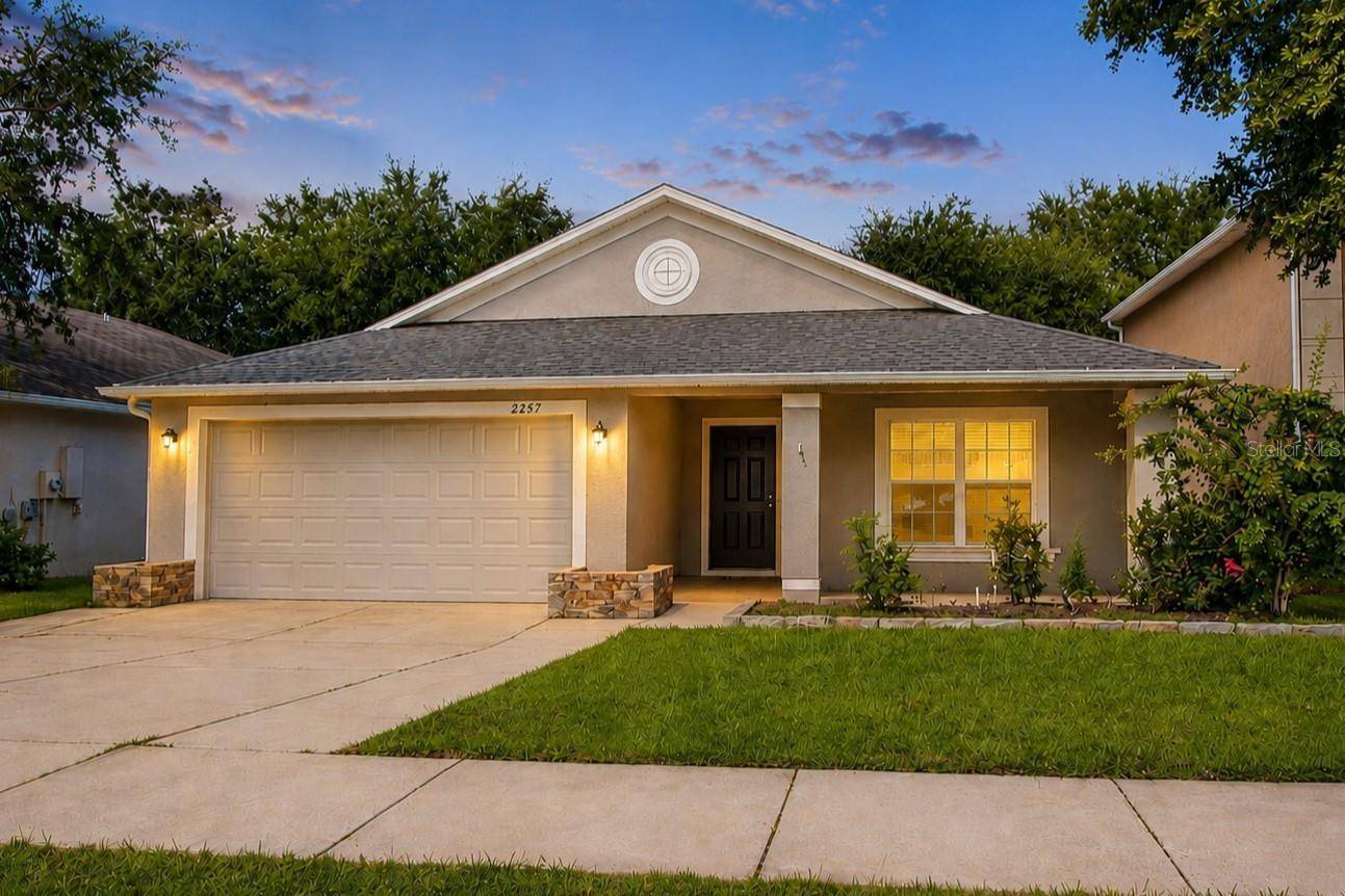 2257 MARTINS RUN, Tavares, FL 32778