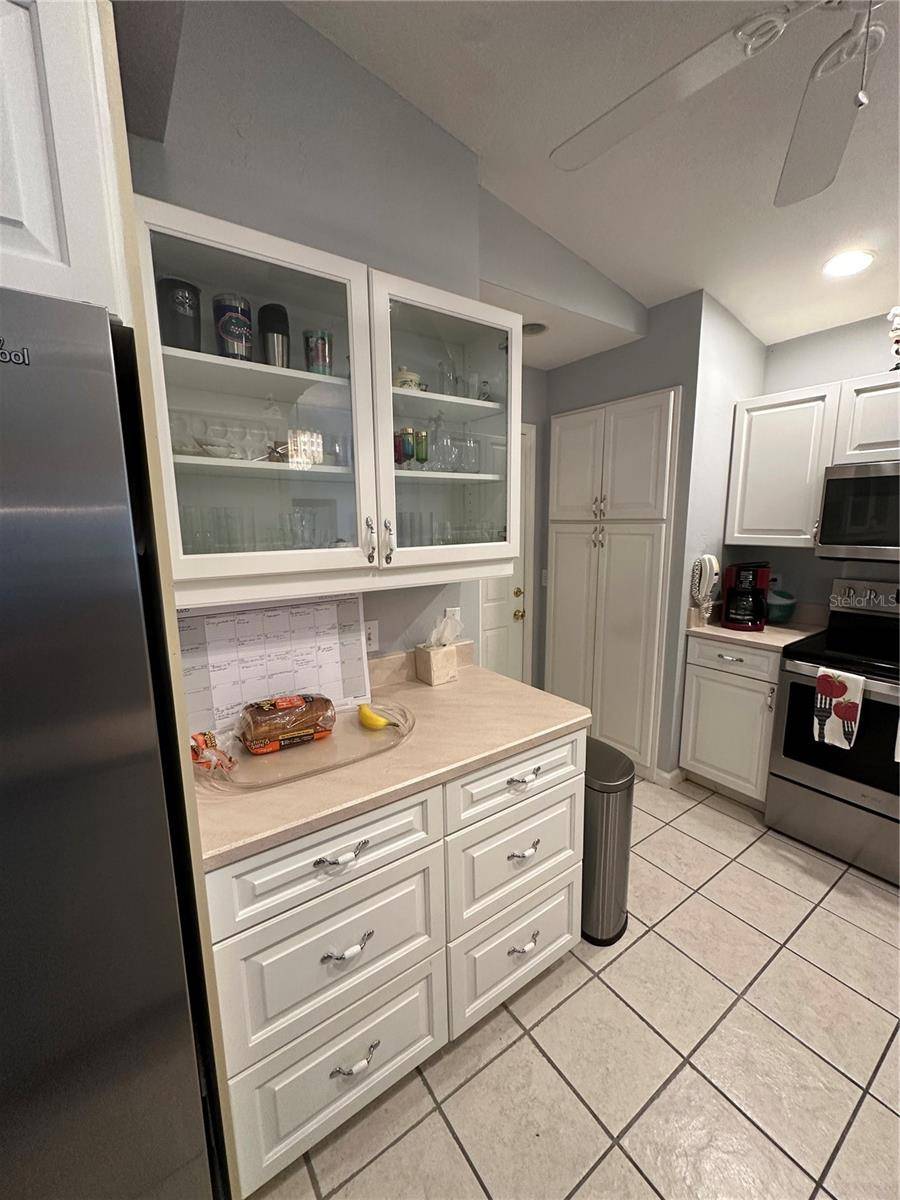 11793 CREEK DR, Alachua, FL 32615