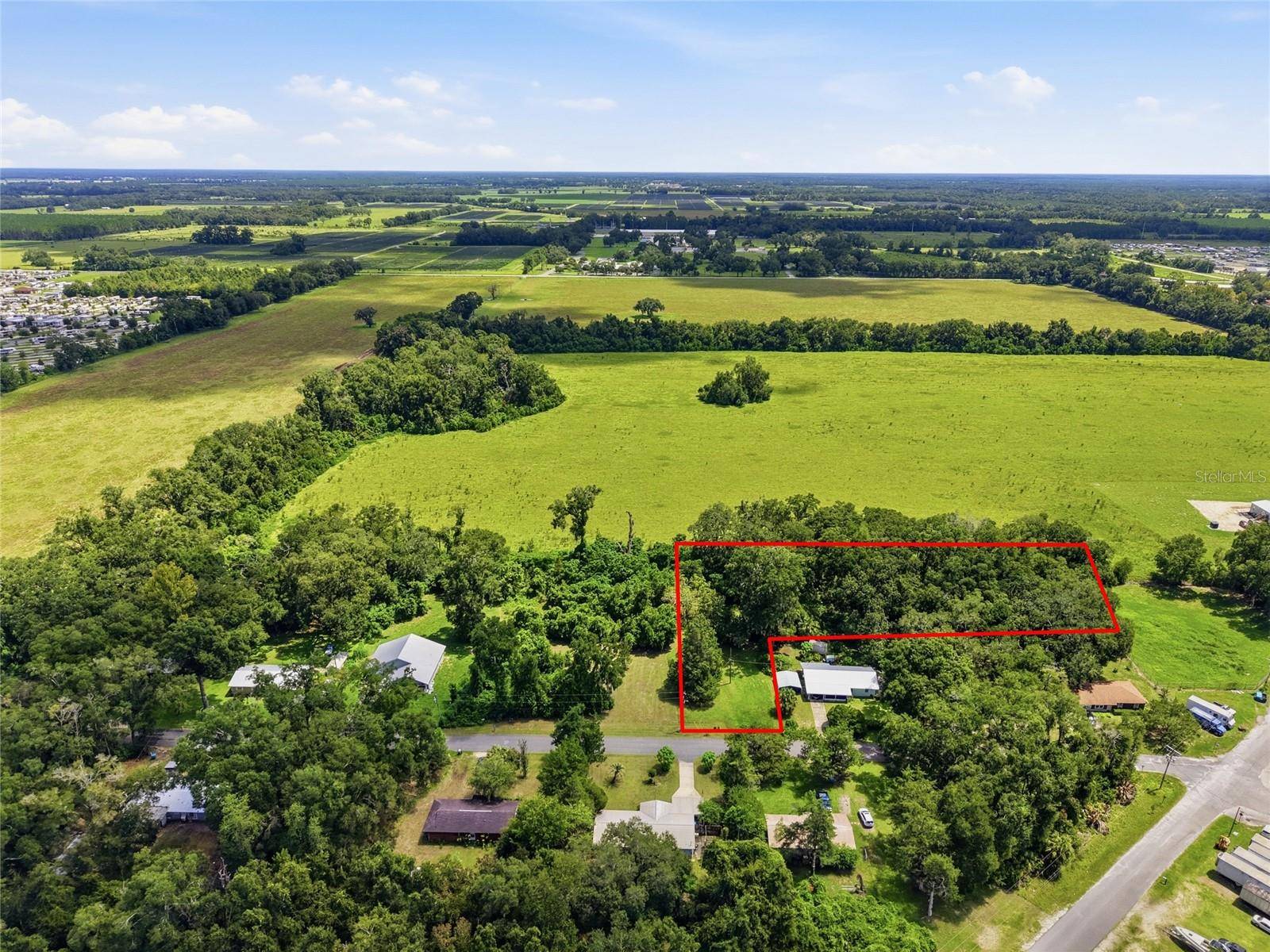1709 NW 5TH ST, Chiefland, FL 32626