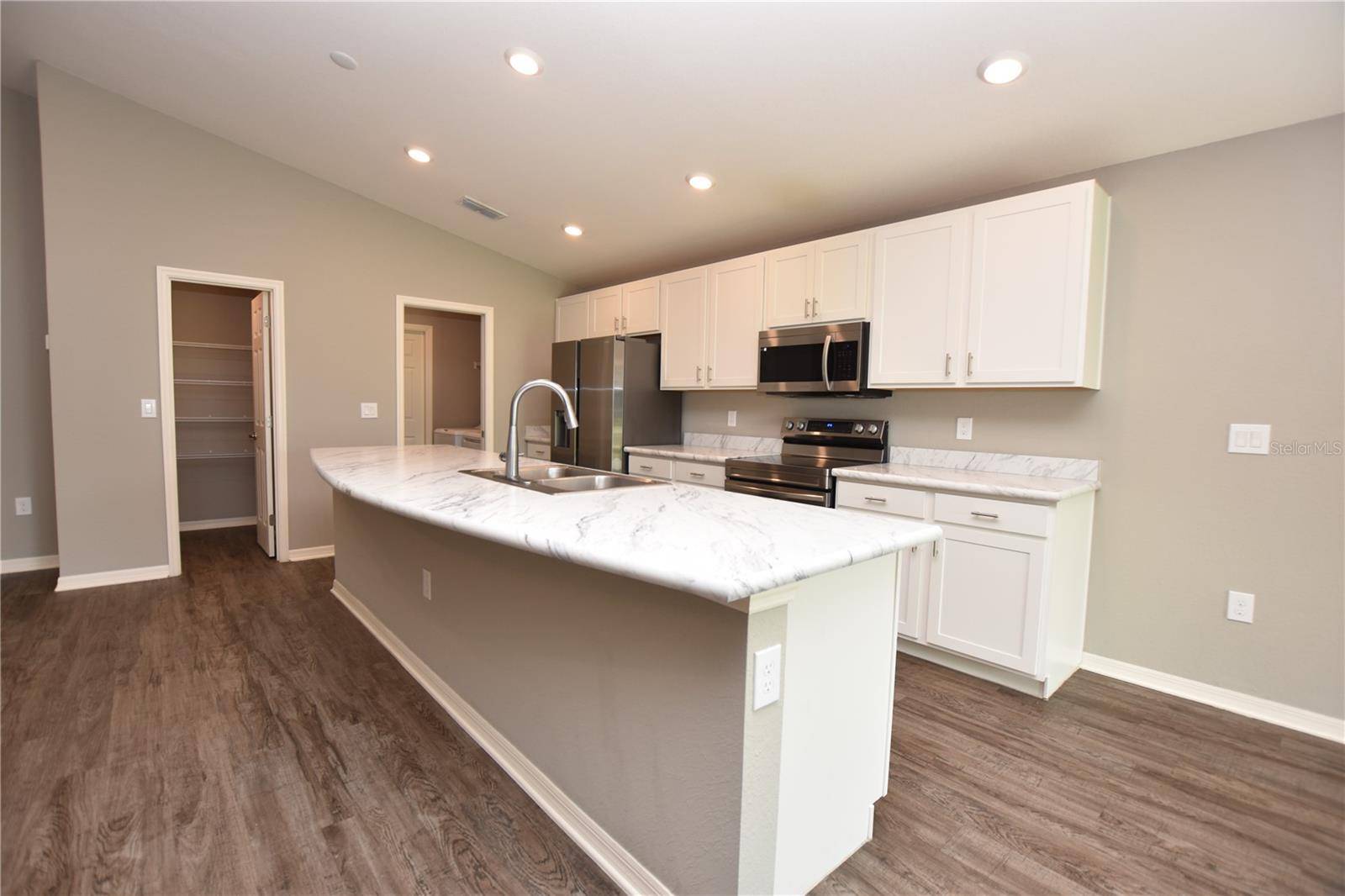 749 DAPHNE DR, Polk City, FL 33868