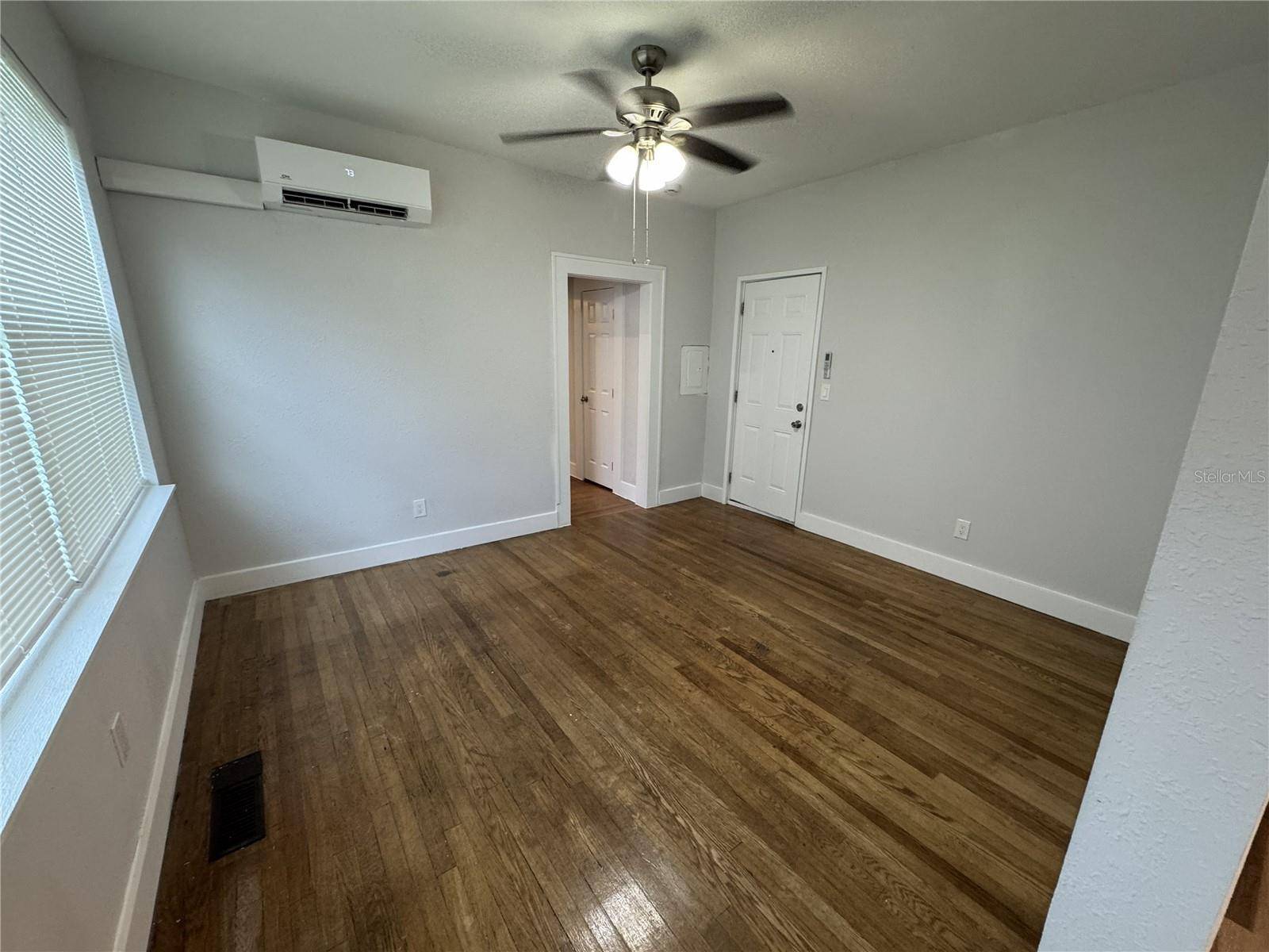 424 ARMADA RD S #3, Venice, FL 34285