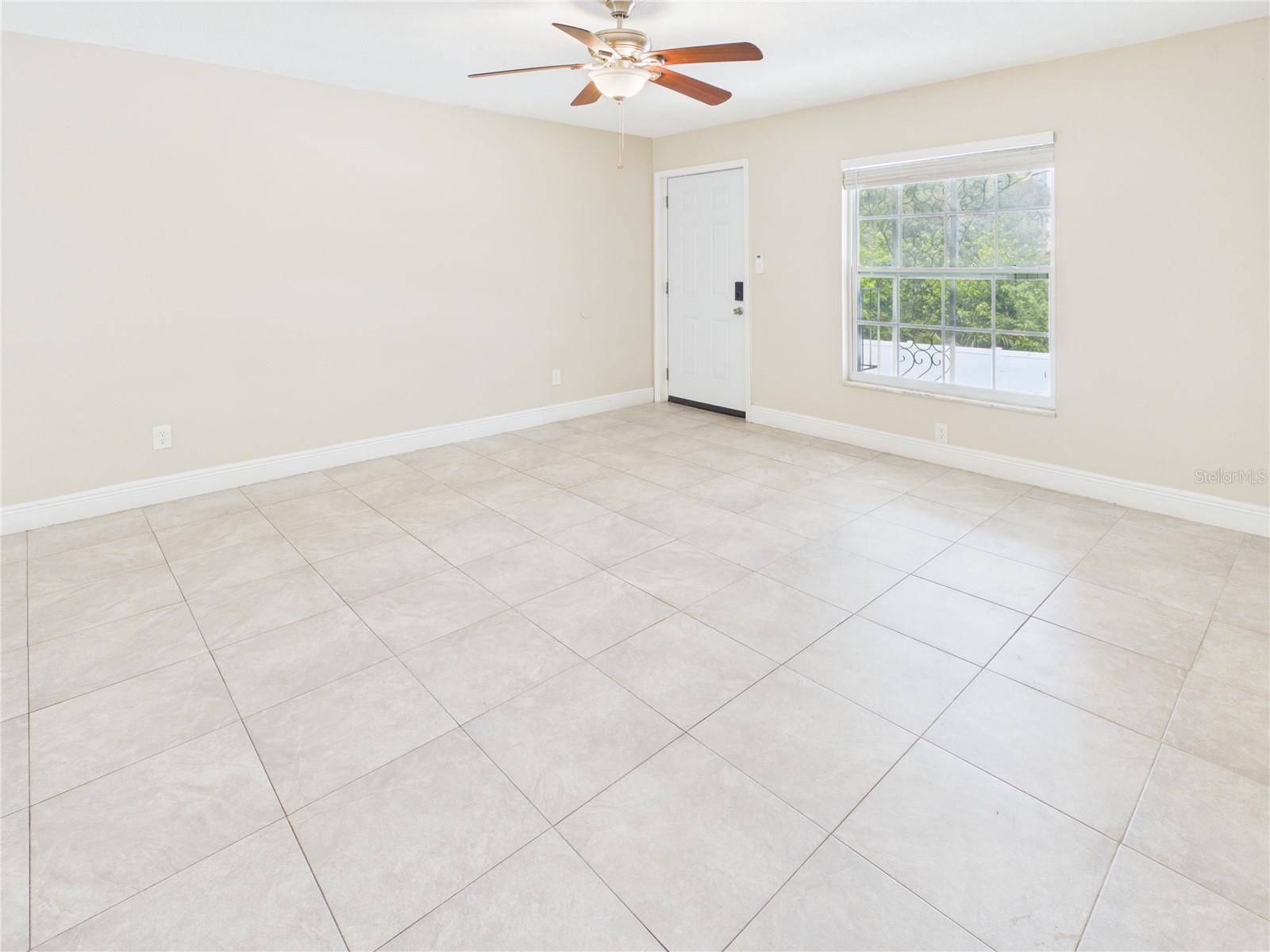 2800 E 113TH AVE #213, Tampa, FL 33612