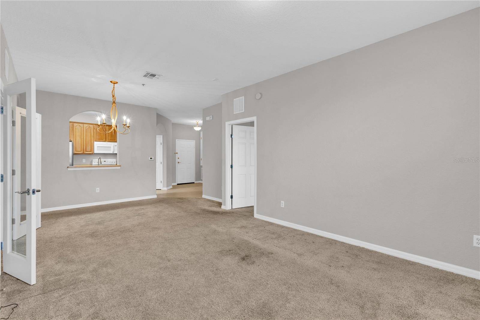 8306 PORTOFINO DR #404, Davenport, FL 33896