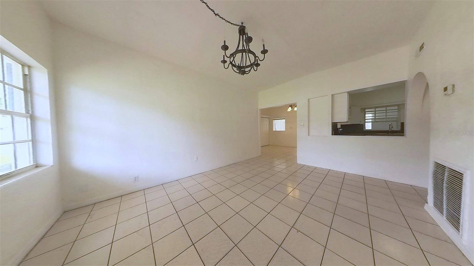 120 KAY LN, Altamonte Springs, FL 32701
