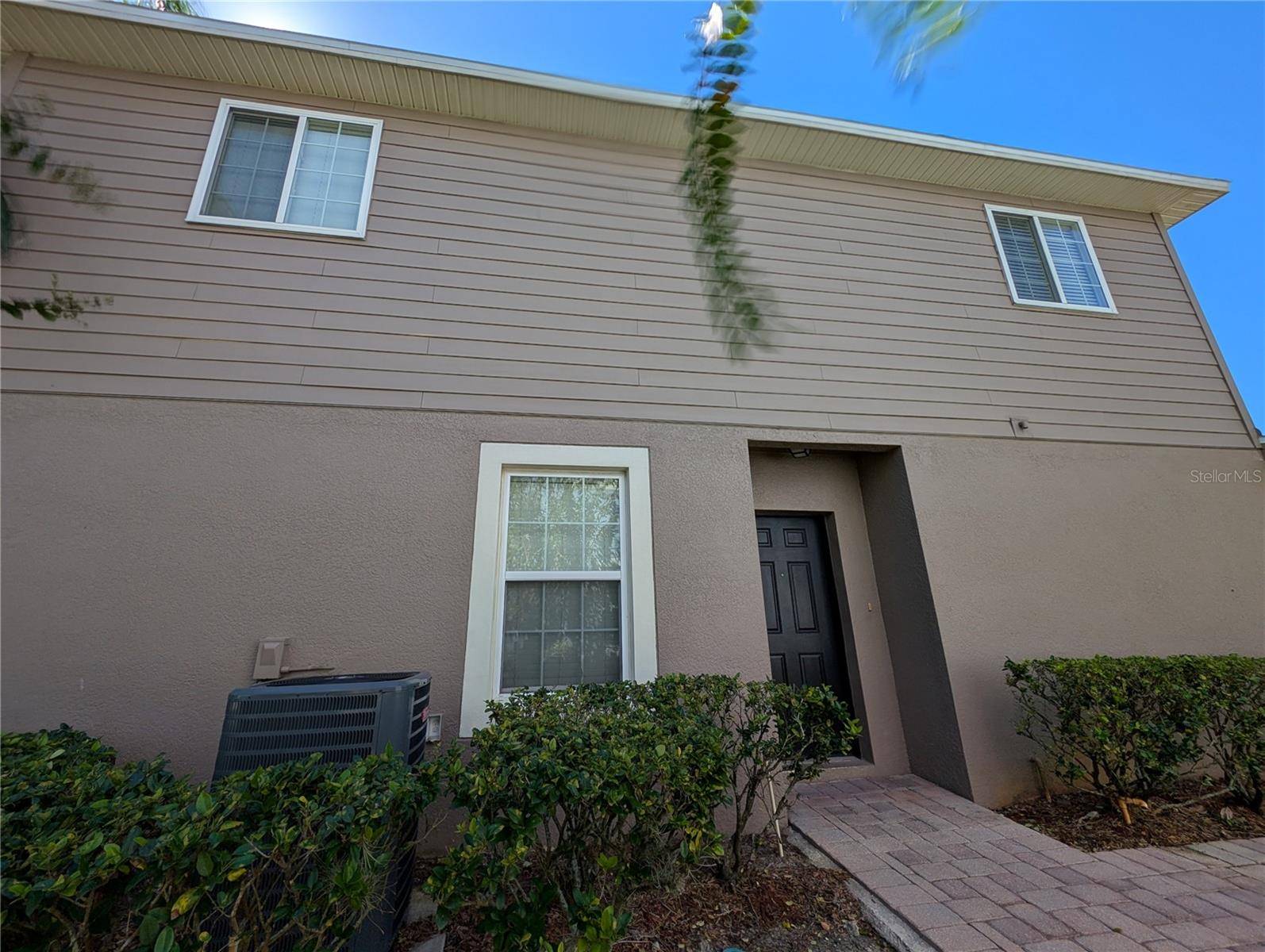 2203 CHATHAM PLACE DR, Orlando, FL 32824