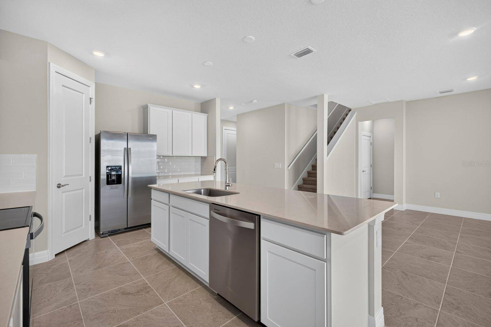 4806 FINLEY DRIVE, Davenport, FL 33837