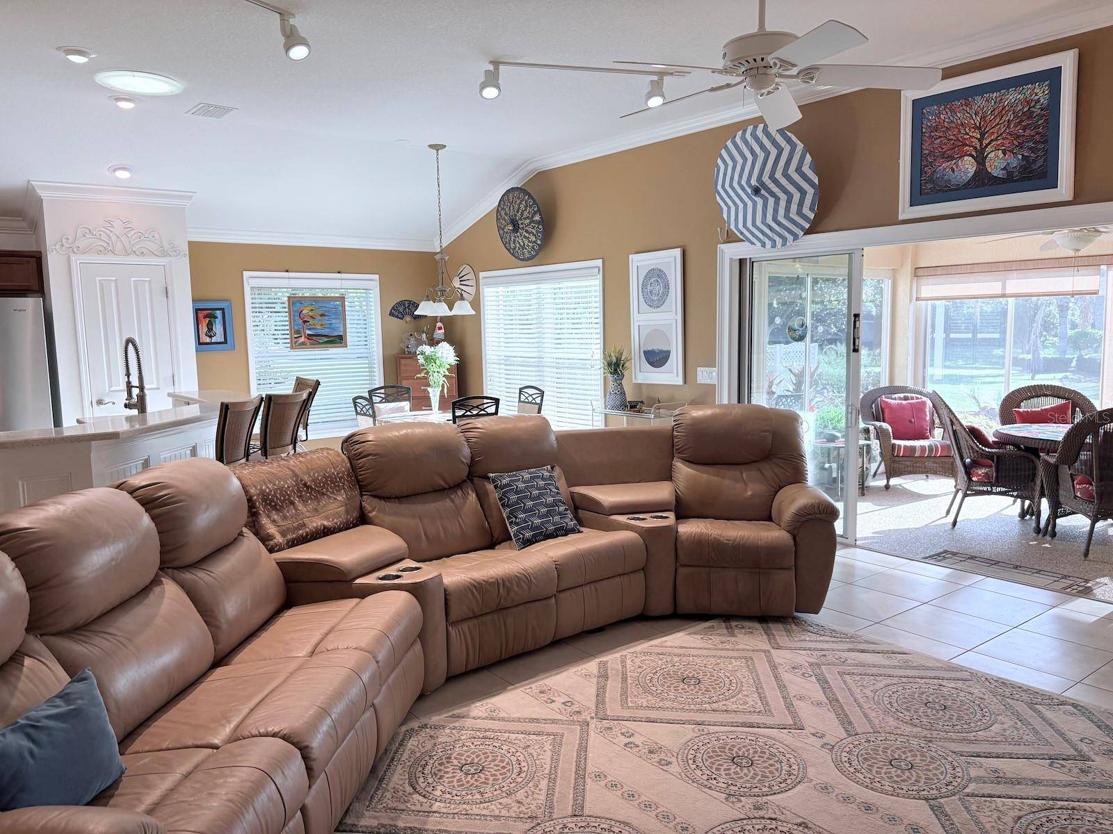 965 JOINER PL, The Villages, FL 32162