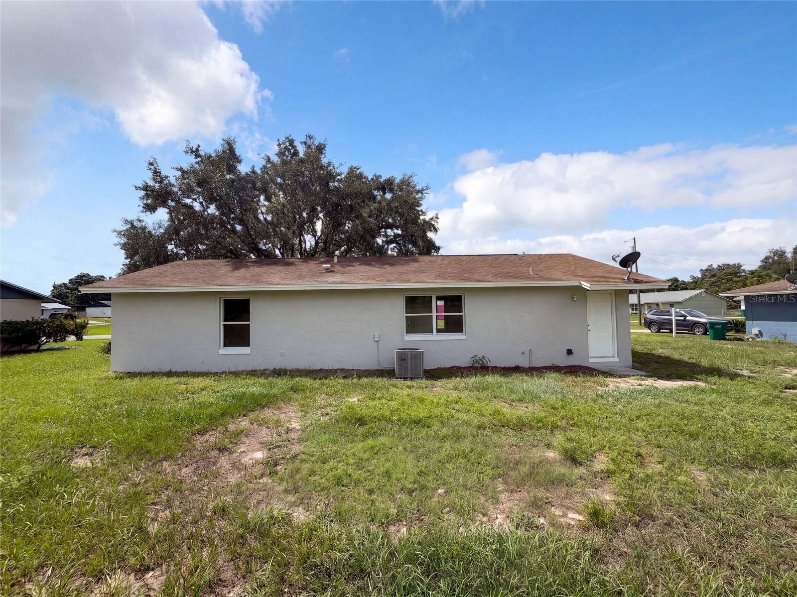 1262 PADGETT CIR, Lady Lake, FL 32159