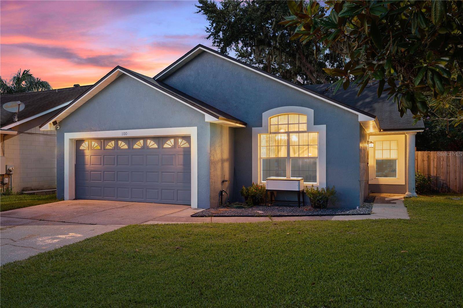 100 KELLY CIR, Sanford, FL 32773