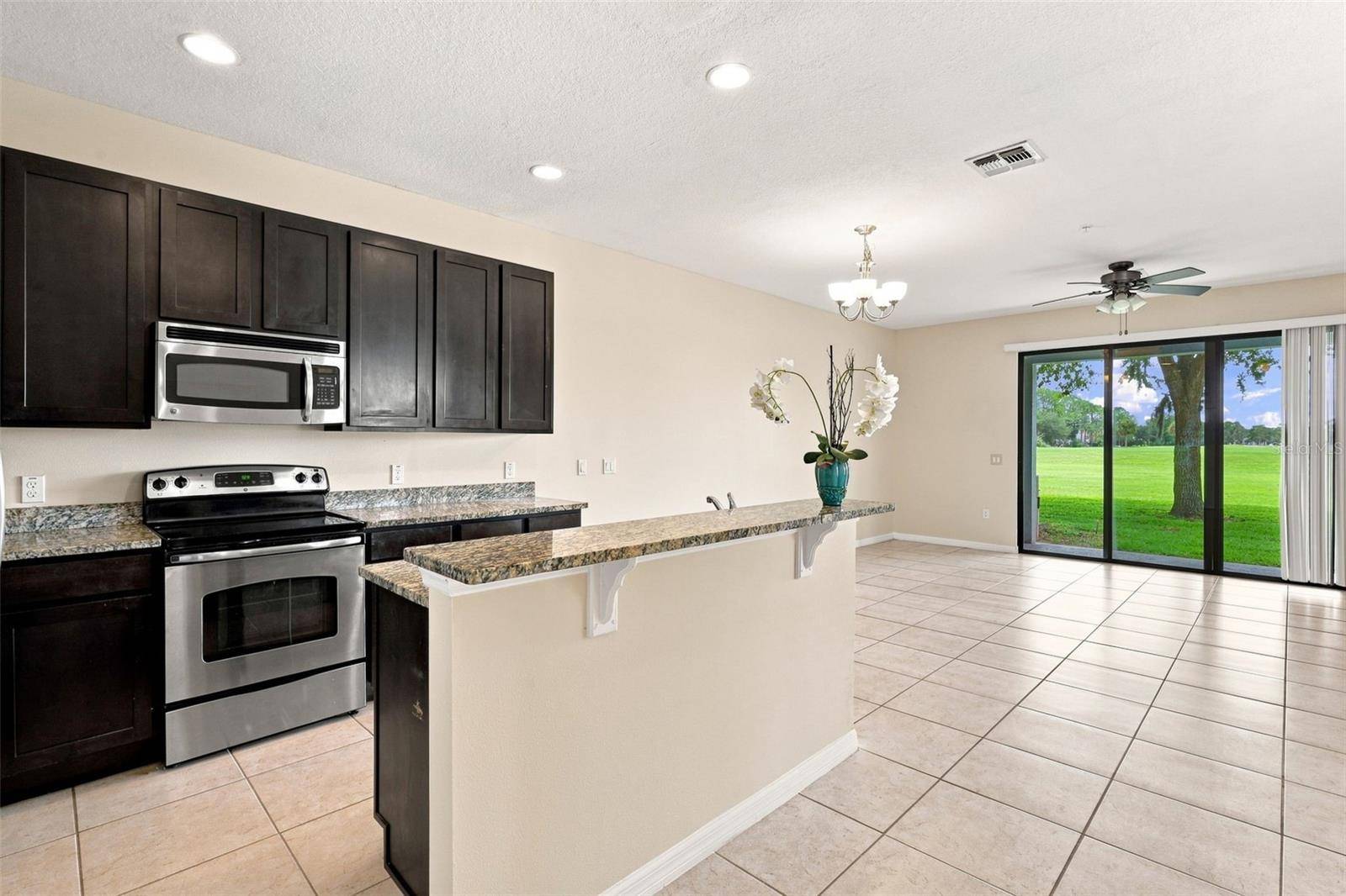 20630 MAXIM Pkwy, Orlando, FL 32833