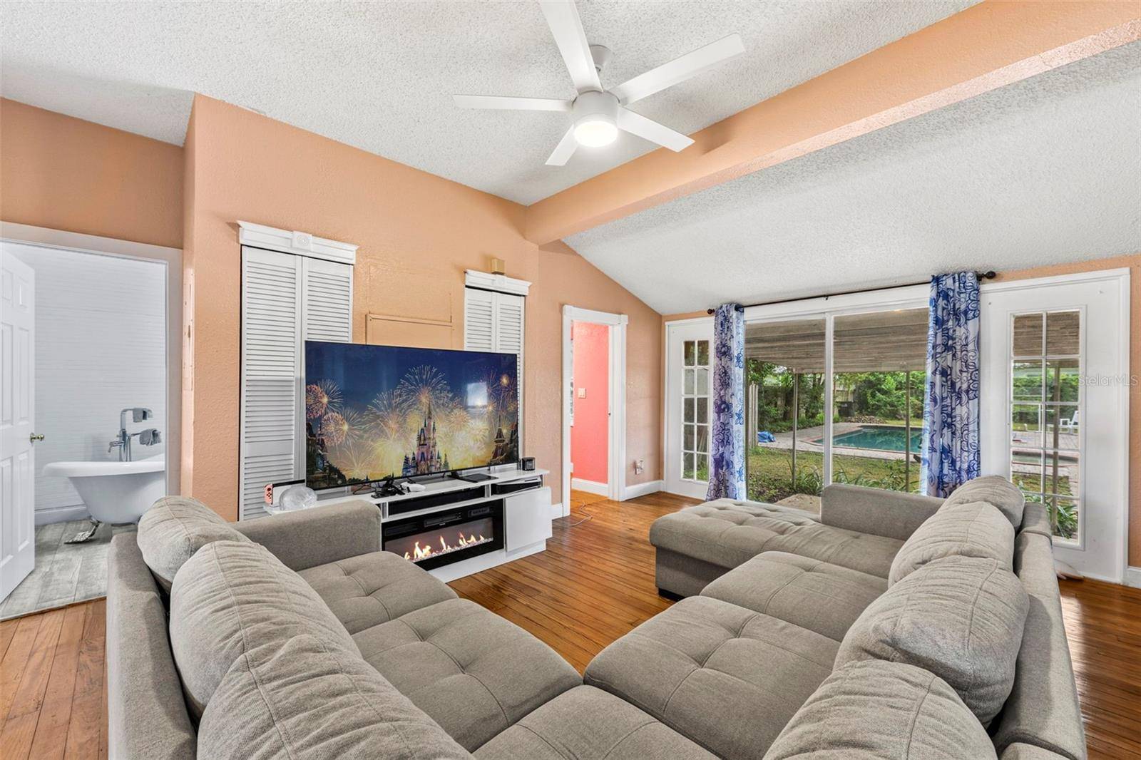 1031 WALTHAM AVE, Orlando, FL 32809