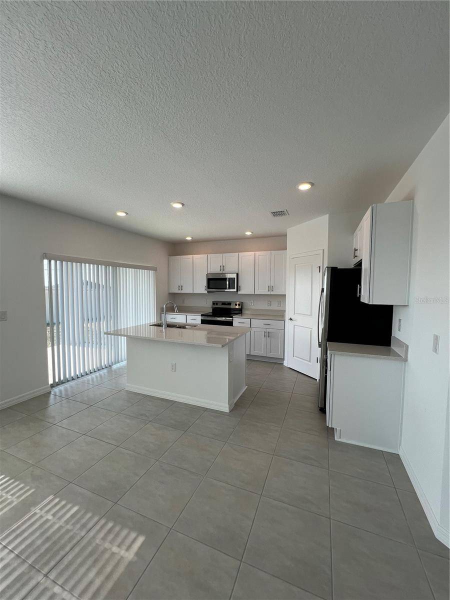 4744 BABYS BREATH PL, Haines City, FL 33844