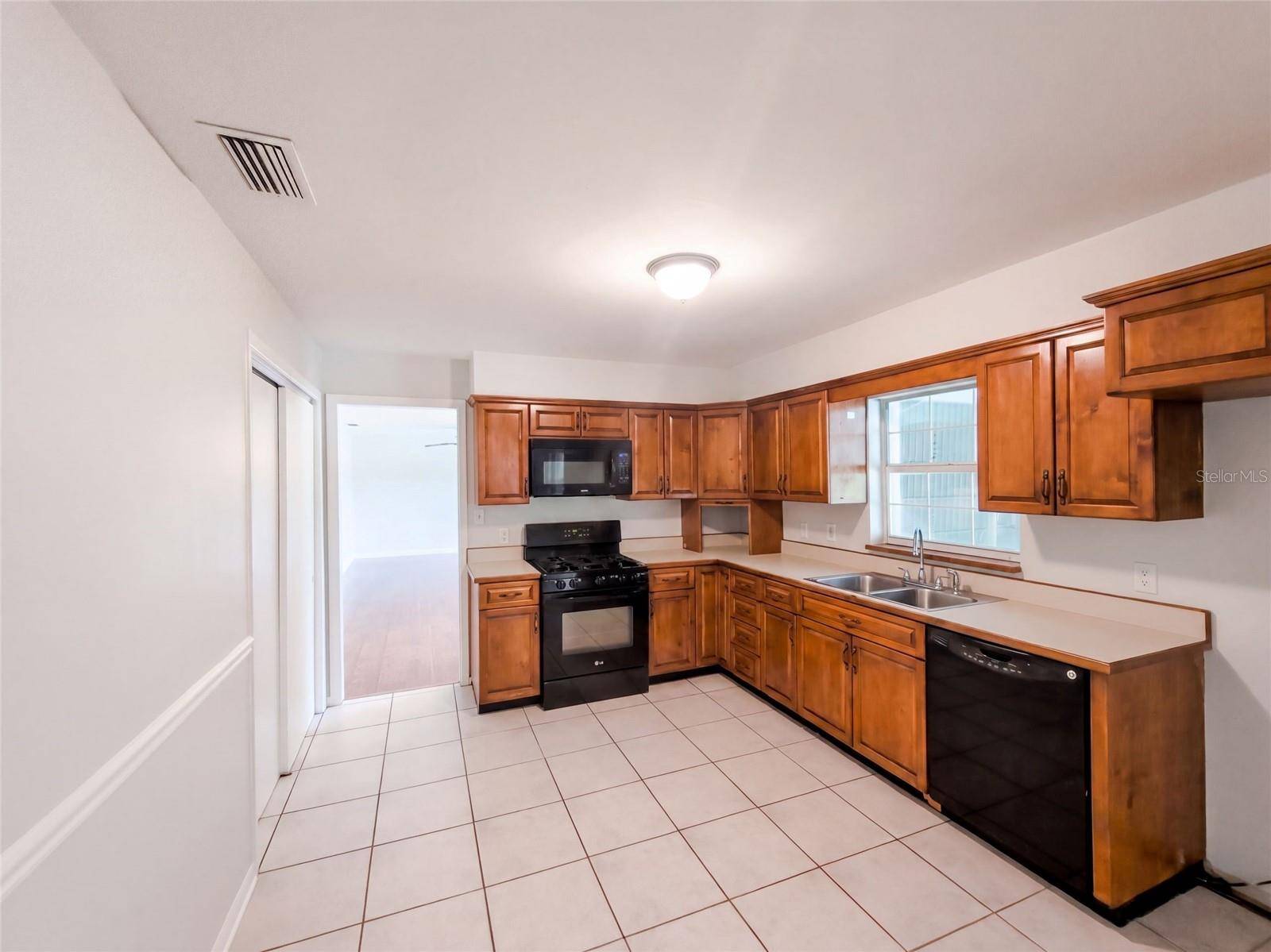 1310 SE 38TH CT, Ocala, FL 34471