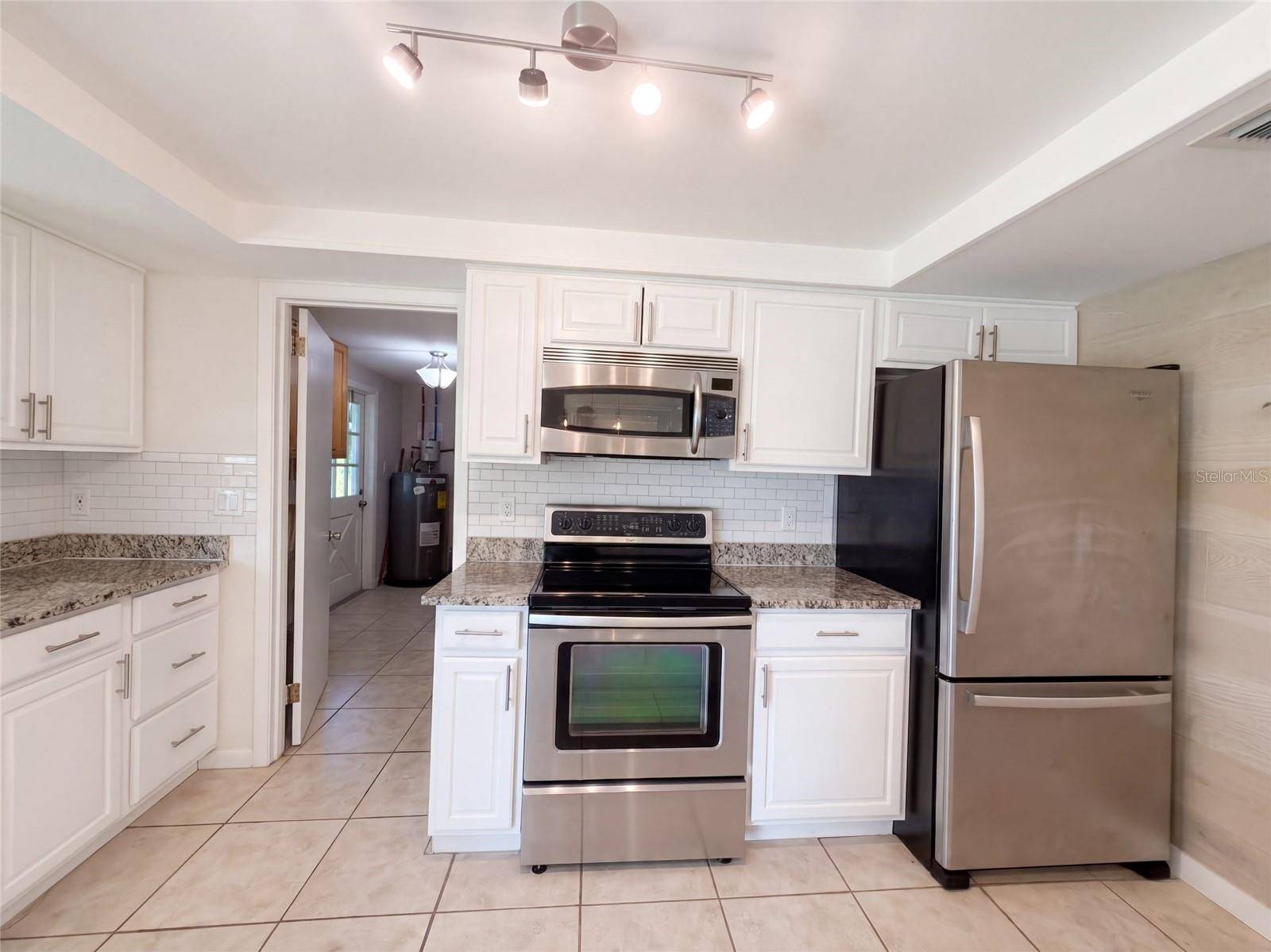 145 DARTMOUTH DR NW, Port Charlotte, FL 33952