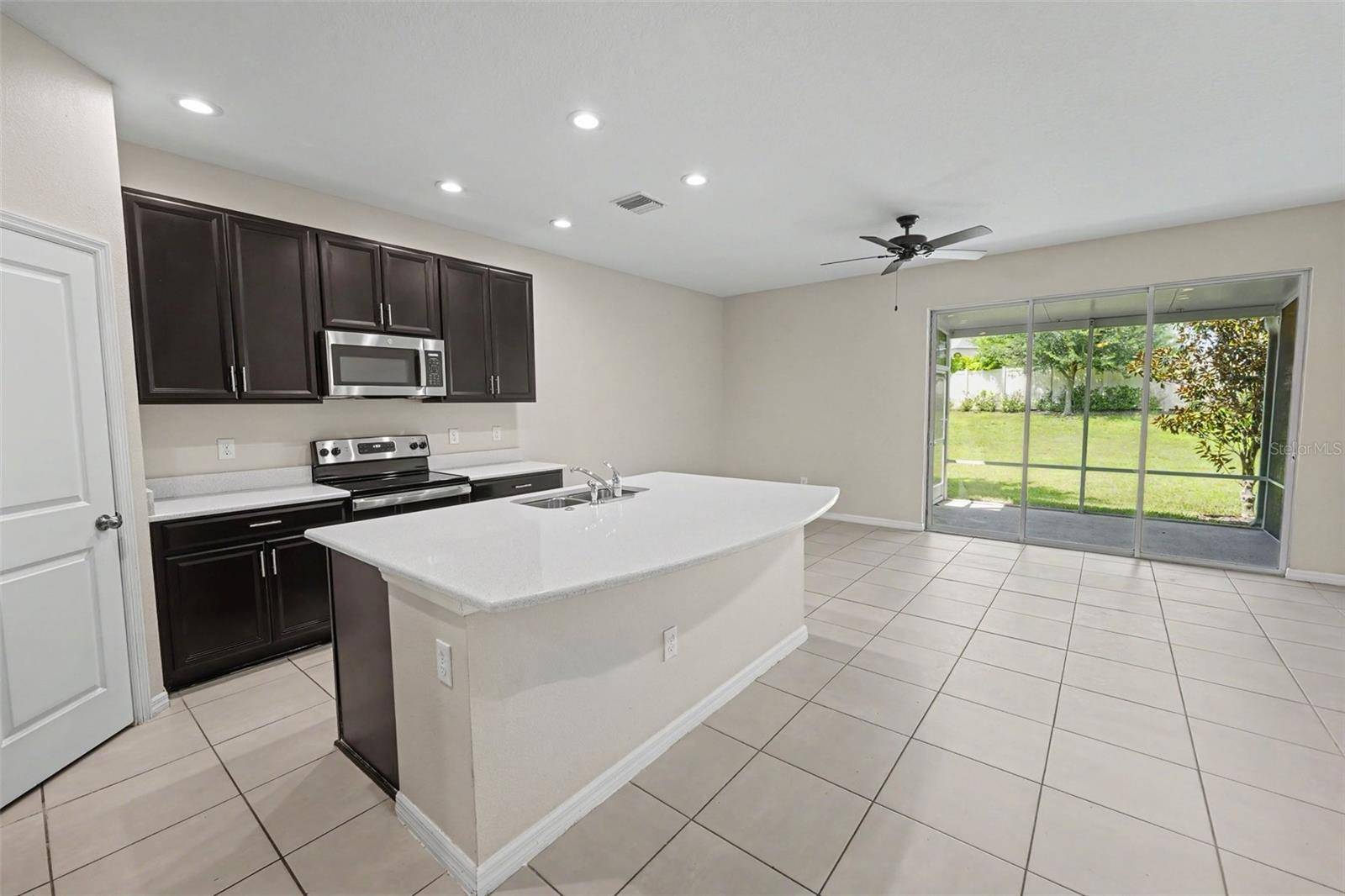 6116 WILLOWSIDE ST, Palmetto, FL 34221