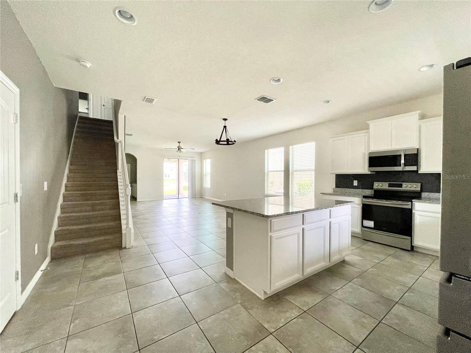 16096 BAYOU CREST DR, Winter Garden, FL 34787